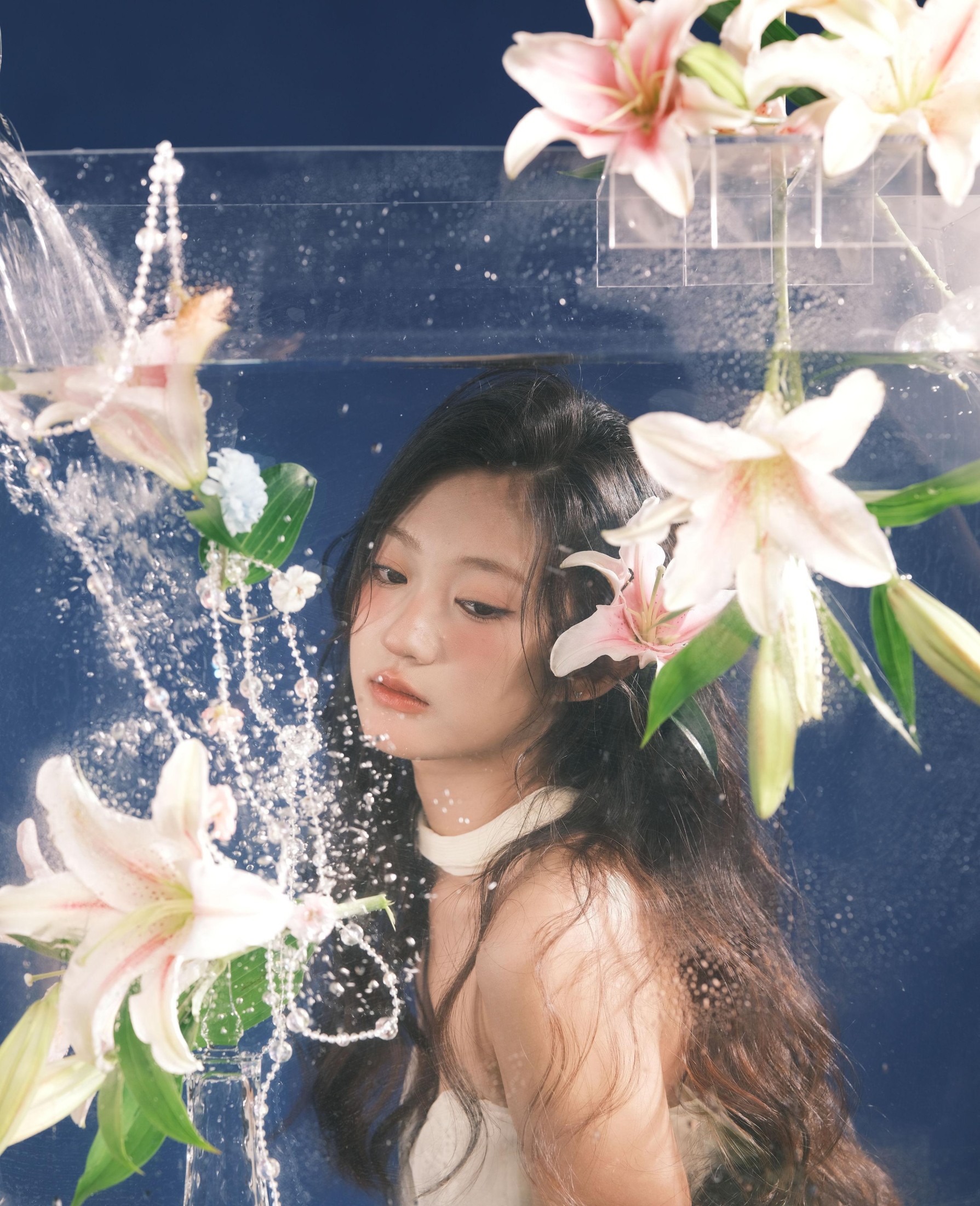 鲨鱼牙 – 《水中花梦》[15P]